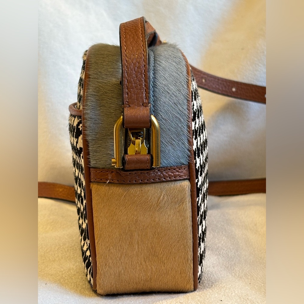 J Crew Devon Houndstooth Calf Hair Pebbled Leather Crossbody Camera Bag Like New - Picture 6 of 11